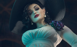 Прообразом вампирши из Resident Evil Village стала героиня фильма «Семейка Аддамс»