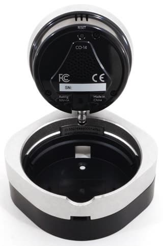 Облачная Wi-Fi-камера наблюдения Oco Ivideon