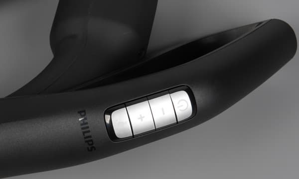 Пылесос Philips Performer Ultimate (FC8924/01). Кнопки на рукоятке