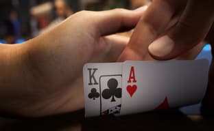 Poker Club - первая карточная игра с трассировкой лучей