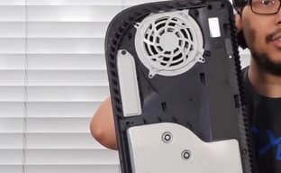 Панели PS5 очень легко снимаются. Блогер показал как