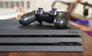 Фанаты Sony предполагают, что PS4 Pro снимут с продаж