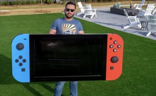Инженер создал огромную Nintendo Switch и подарил детской больнице