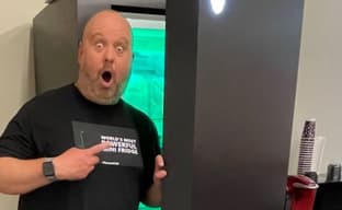 Microsoft задумалась о запуске производства полноразмерных холодильников Xbox Series X