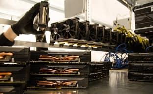 Китайские майнеры отсудили почти полмиллиона видеокарт Radeon RX 470