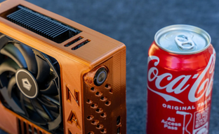 Энтузиаст собрал ПК размером с банку газировки. Он способен запустить Cyberpunk 2077