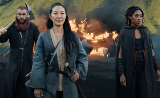 Сериал «Ведьмак Происхождение» Netlifx пробил дно. Сериал The Witcher с Генри Кавиллом теперь не так уж и плох