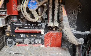 Игровой ПК не вскрывали 6 лет. Геймер хотел обновиться, а пришлось убираться