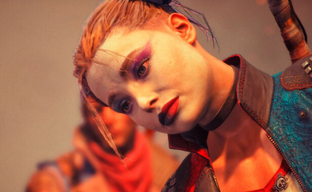 Титры Suicide Squad длятся более 1.5 часов. В них спрятали пасхалку, для получения надо почти час смотреть в ожидании сюрприза