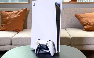 Школьнику отказались покупать PlayStation 5 — он открыл бизнес и стал миллионером