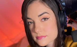 Саша Грей хотела поиграть в Lost Epoch, но даже не может создать персонажа из-за имени