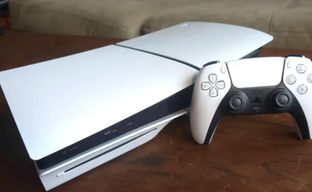 PlayStation 5 получила прошивку с настройкой яркости индикатора питания и улучшением качества микрофона