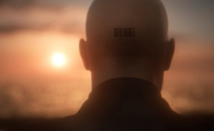 «Бессмертный» герой Шона Бина вернулся в Hitman и стал целью наёмного убийцы