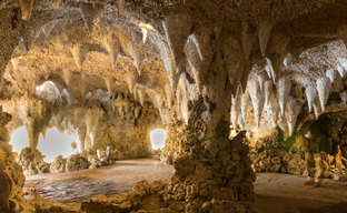 СМИ: 4 сезон The Witcher от Netflix снимут на кладбище и в хрустальном гроте