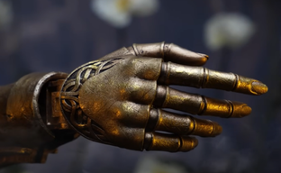 Руку Малении из Elden Ring выставили на продажу за $480