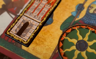 Kingdom Come Deliverance 2 получила коллекционку-сундук с Индржихом на белом коне