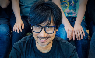 Хидео Кодзима показал тортик. Создателю Metal Gear и Death Stranding исполнился 61 год