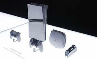 Перекупщики могут спать спокойно. Продажа ограниченной серии PS5 Pro за 10 тысяч долларов разрешена законом