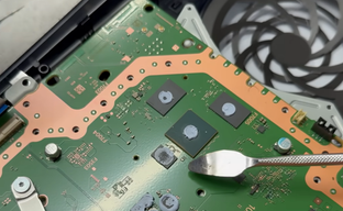 PlayStation 5 Pro разобрали и показали, как изменилась консоль Sony внутри