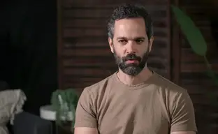 Neil Druckmann ha estado trabajando en un juego desde 2020. Sony le ha dado total libertad al creador