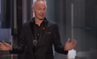 Создатель Baldur's Gate 3 Свен Винке раскритиковал жадных до денег издателей и корпорации со сцены The Game Awards 2024