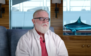 Босс Valve Гейб Ньюэлл направляется в сторону Антарктиды? Фанаты Half-Life вновь строят теории после публикаций СМИ