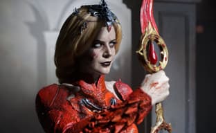 Косплеерша Aneli превратилась в кровожадную Орин Красную из Baldur’s Gate 3