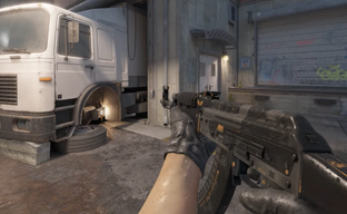 Valve изменила редкую анимацию осмотра AK-47 в CS2 и позаботилась о создателях карт в Steam