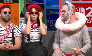 Разработчики Clair Obscur Expedition 33 нарядились в «багет-костюмы» на IGN Live