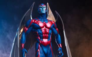 Крылатый мутант: Sideshow Collectibles показала распаковку и сборку статуи Архангела