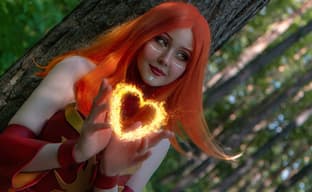 Одарённая драконьим поцелуем: фанатка показала косплей Лины из Dota 2