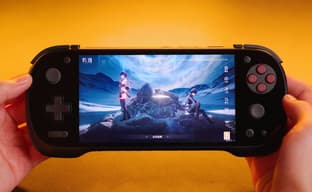 Ayaneo сыграла на портативной и «бюджетной» консоли KONKR Pocket Fit в Wuthering Waves