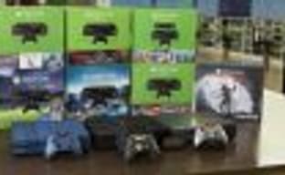 Xbox One четвёртый месяц кряду продаётся в США лучше PS4