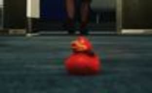 Взрывоопасные уточки и другие гаджеты в трейлере Hitman 2