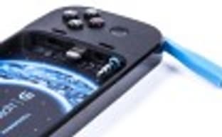 Logitech Powershell &mdash; геймпад для iPhone со встроенной батареей