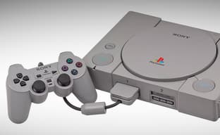 Фанат оформляет диски для PS4 в стиле оригинальной PlayStation