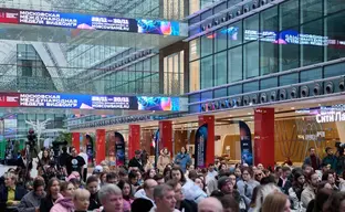 [Видео] Москва. КЛАСТЕР / VK Play против PIONER / Ведьмак 4 для PS6 / Зумеры и Diablo 2 / Читы Steam Machine