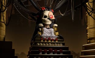 YouTooz выпустит виниловую статую Императора Человечества и плюшевого сквига из Warhammer 40,000