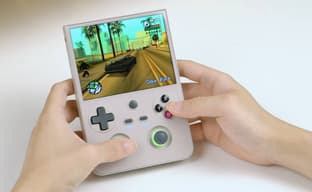 Grand Theft Auto: San Andreas and Wuthering Waves Played on Anbernic RG 477V Portable Console