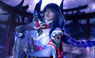 Могущественное воплощение Электро: косплеер предстала в образе Сёгуна Райдэн из Genshin Impact