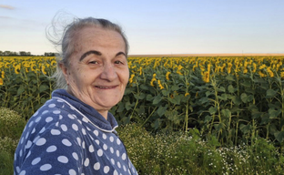 77-year-old Grandma Olga Wins NNYS Award — Aces in Counter-Strike 2