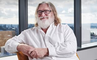 Почему Гейб Ньюэлл был прав: как Microsoft проиграла битву за сердца ПК-игроков и преклонила колено перед Steam