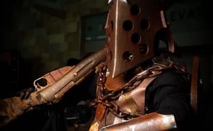 «Faith Protects Us!»: Cosplayer Embodies Trench Pilgrim from Trench Crusade Tabletop Game