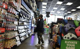 GameStop закроет сотни розничных магазинов — покупки с витрины уходят в прошлое