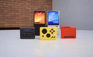 Стартовала крауд-кампания модульного компьютера Mecha Comet — портативка в формате смартфона