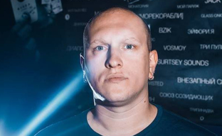 [СТРИМ] Петр Сальников. Анонс игры. Disgusting Men и The House of The Dev. Музыкант и разработчик