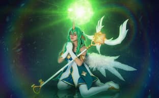 Косплеер предстала в образе Звёздной защитницы Сораки из League of Legends