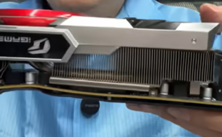 Разъярённая девушка сломала геймеру видеокарту — специалист провёл операцию для спасения GPU