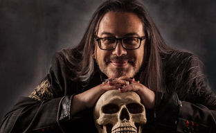 Создатель DOOM Джон Ромеро не просто играл в World of Warcraft — он буквально жил в MMORPG несколько лет