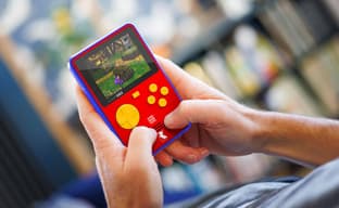 Rare-издание портативной консоли Super Pocket выйдет в июне: Banjo-Kazooie и Battletoads всегда под рукой